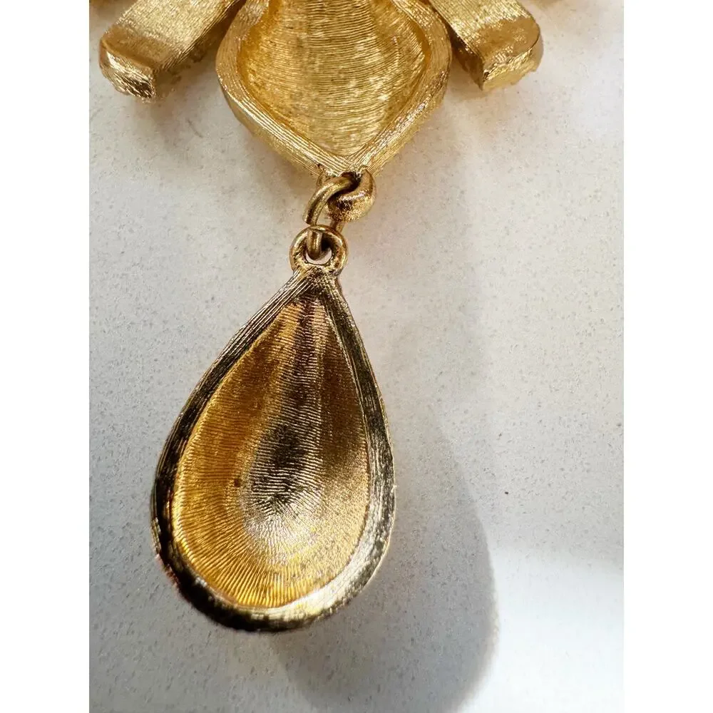 Vintage Signed Monet Gold Tone Textured Necklace | Collar with Teardrop Pendant